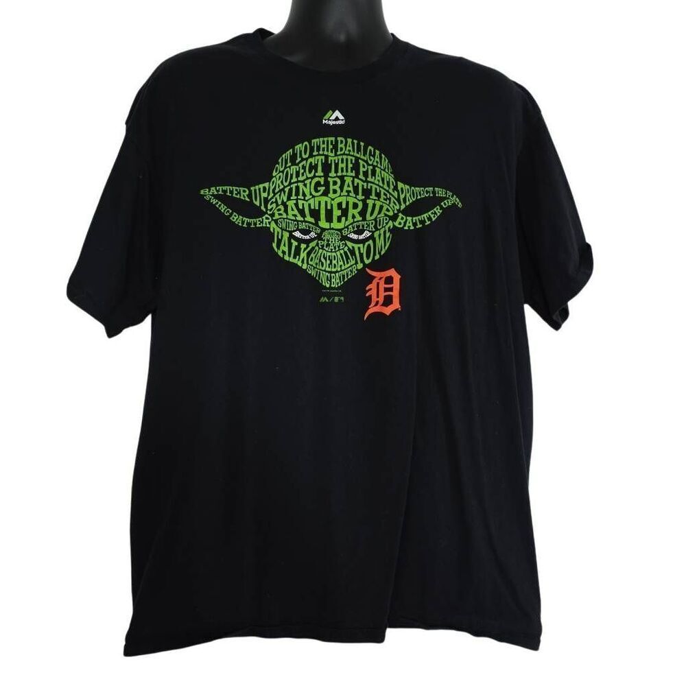 Majestic Men's Size XL Black Green Detroit Tigers Yoda Graphic T-Shirt